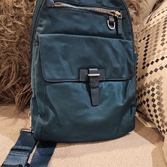 Tumi Teal Sling Bag with Front Pocket and Strap - Picture 2 of 5